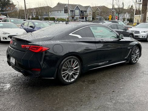 Used 2017 INFINITI Q60 Red Sport 400 image 8