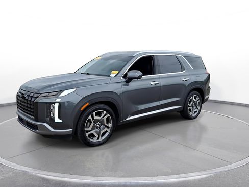 Used 2023 Hyundai Palisade SEL w/ Cargo Package AWD/4WD image 4