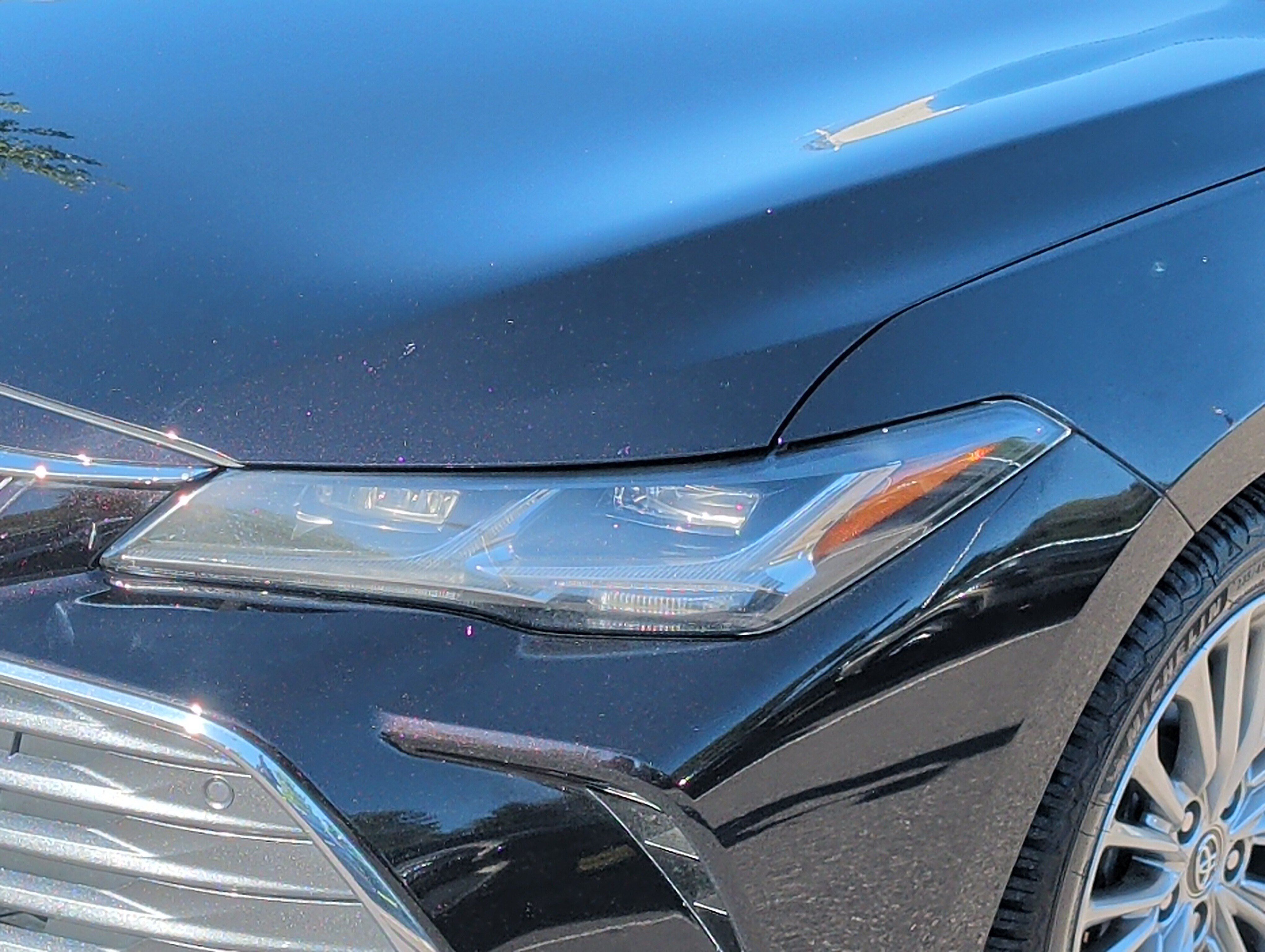 Used 2019 Toyota Avalon Limited w/ Advanced Safety Package FWD image 16