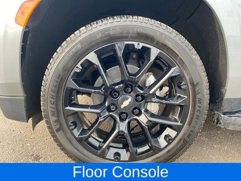 Certified 2023 Chevrolet Suburban Premier AWD/4WD image 24