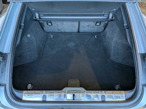 Used 2017 Porsche Panamera 4 image 33