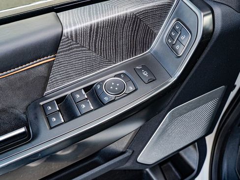 Used 2024 Ford F350 Platinum w/ Tremor Off-Road Package image 19