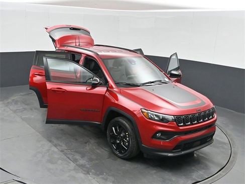 New 2026 Jeep Compass Latitude image 50