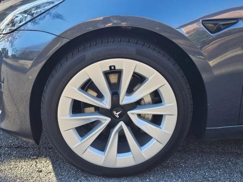 Used 2022 Tesla Model 3 Long Range image 17