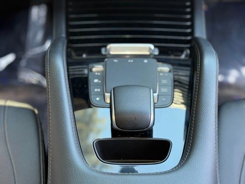 Used 2024 Mercedes-Benz GLE 350 4MATIC w/ 3rd Row Seat Package image 49