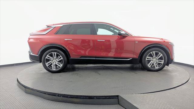 Used 2024 Cadillac Lyriq Tech RWD image 9