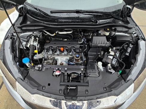 Used 2021 Honda HR-V LX image 42