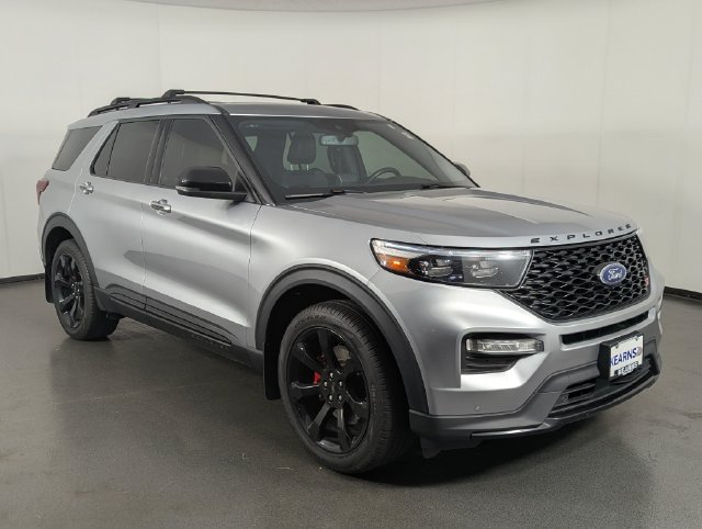 Used 2023 Ford Explorer ST w/ Technology Package AWD/4WD image 2