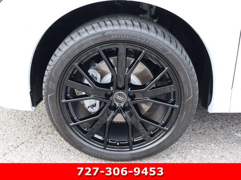 Used 2025 Audi Q3 2.0T Premium Plus image 14