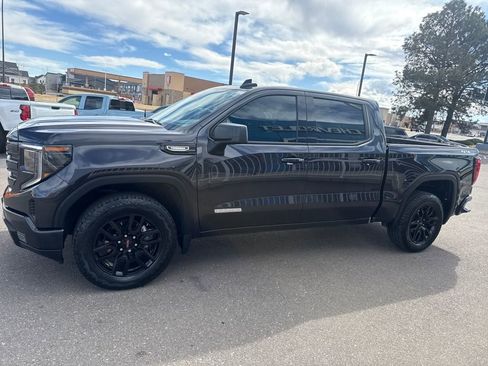 Used 2024 GMC Sierra 1500 Elevation image 2