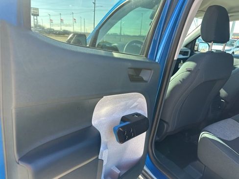 Certified 2025 Ford Maverick XLT w/ XLT Luxury Package image 27