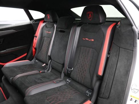 Used 2024 Lamborghini Urus Performante image 26