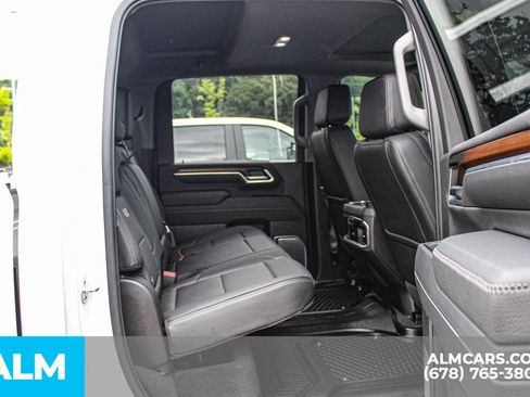 Used 2025 GMC Sierra 3500 Denali w/ Denali Reserve Package AWD/4WD image 18