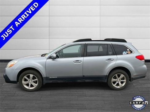 Used 2013 Subaru Outback 2.5i Limited w/ Popular Pkg 1A image 6