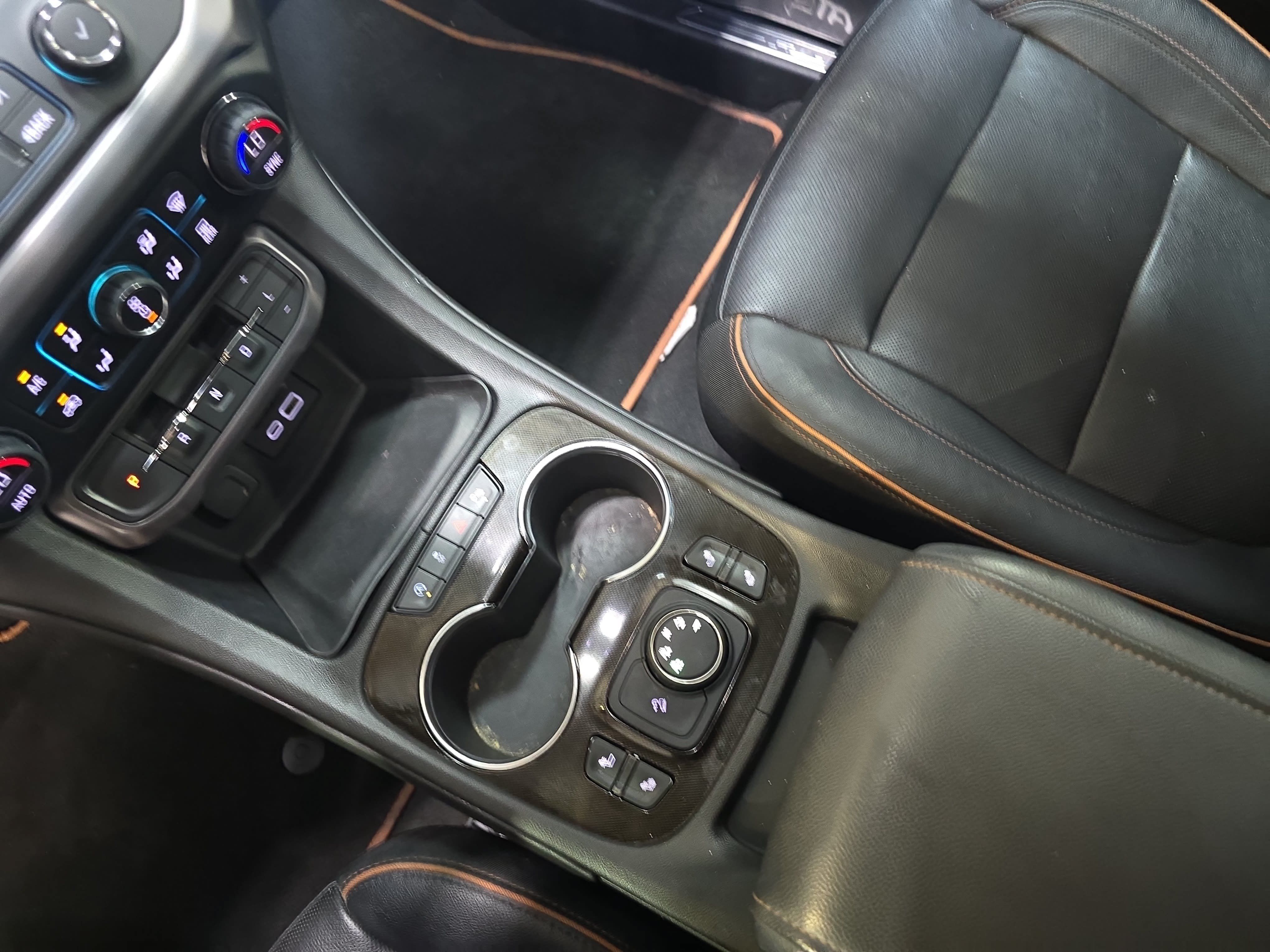 Used 2020 GMC Acadia AT4 w/ Trailering Package AWD/4WD image 22