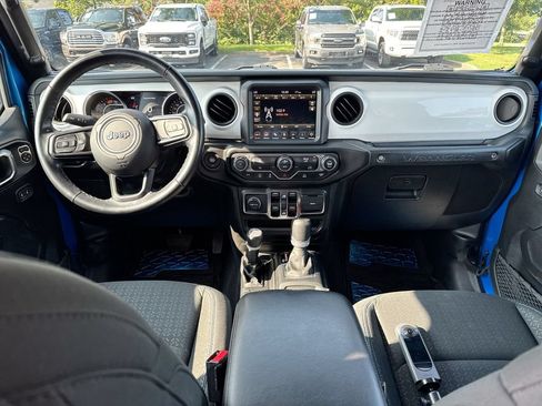 Used 2021 Jeep Wrangler Unlimited Sport AWD/4WD image 10