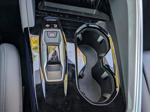 New 2025 Audi Q5 Premium Plus image 16