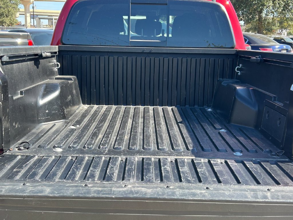 Used 2021 Toyota Tacoma SR5 RWD image 13