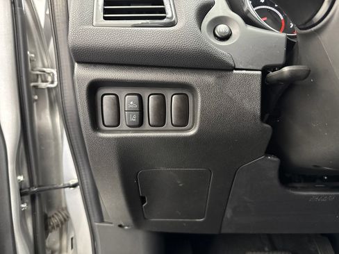 Used 2025 Mitsubishi Outlander Sport ES AWD/4WD image 32