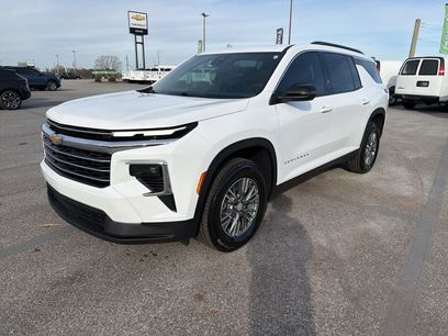 Certified 2025 Chevrolet Traverse LT