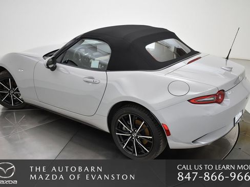 Used 2025 MAZDA MX-5 Miata Grand Touring w/ Weather Package image 8