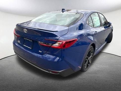 New 2026 Toyota Camry SE image 10