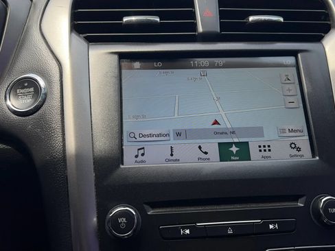 Used 2017 Ford Fusion Energi SE FWD image 29