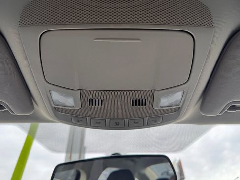 Used 2018 Ford Fusion SE image 27