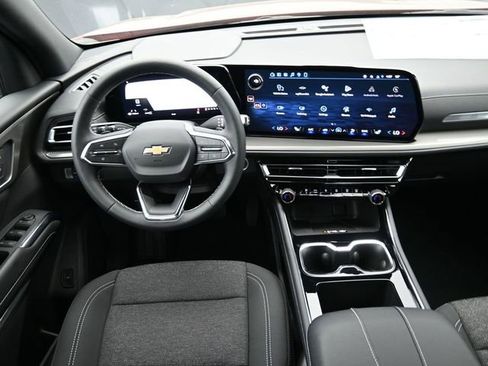 New 2026 Chevrolet Traverse LT image 25