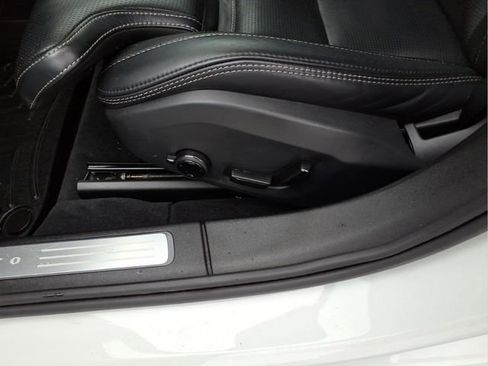 Used 2022 Volvo S90 B6 Inscription w/ Advanced Package image 18