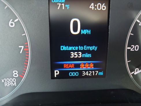 Used 2024 Toyota Corolla LE image 20