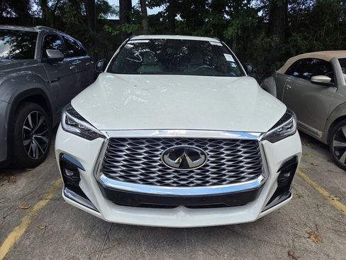 Used 2023 INFINITI QX55 Essential AWD/4WD image 2