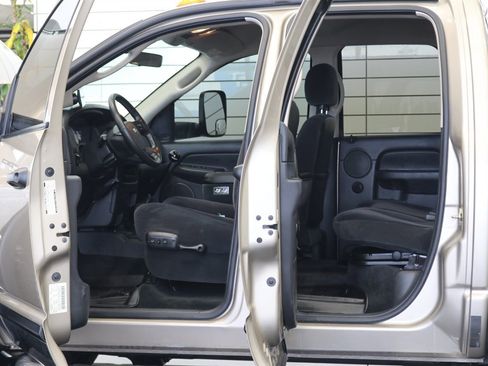 Used 2005 Dodge Ram 3500 Truck SLT w/ Quad Cab Big Horn Value Group image 52