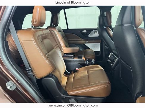 Used 2020 Lincoln Aviator Reserve w/ Equipment Group 202A AWD/4WD image 11