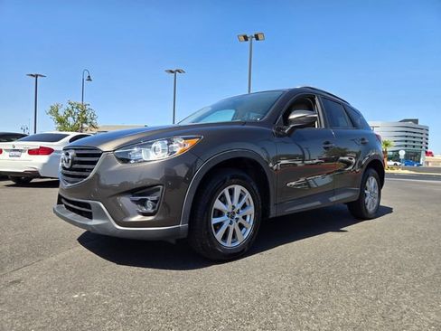 Used 2016 MAZDA CX-5 Touring FWD image 2