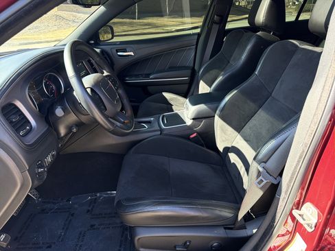 Used 2023 Dodge Charger GT w/ Plus Group image 9