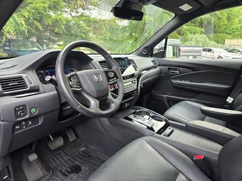Used 2019 Honda Passport Touring image 11