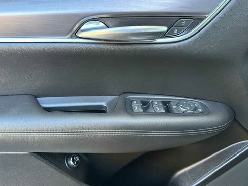 Certified 2023 Cadillac XT5 Luxury image 11