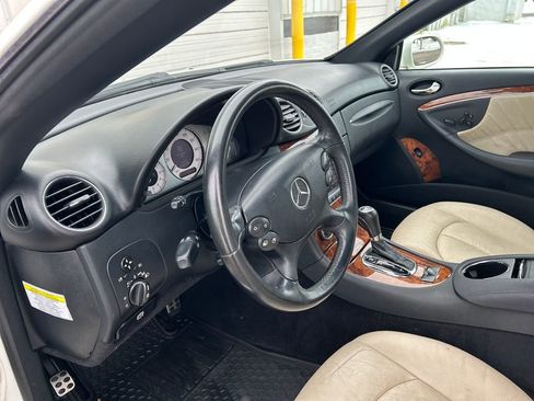 Used 2008 Mercedes-Benz CLK 350 Cabriolet image 13