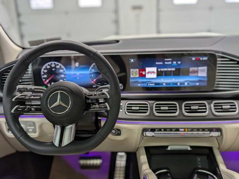 New 2026 Mercedes-Benz GLS 450 4MATIC image 5