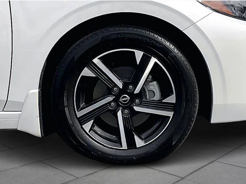 Used 2025 Nissan Sentra SV w/ All-Weather Package image 10