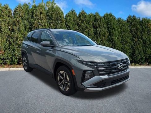 Certified 2025 Hyundai Tucson SEL FWD image 3