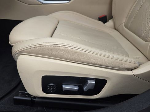 Used 2022 BMW 330e image 15