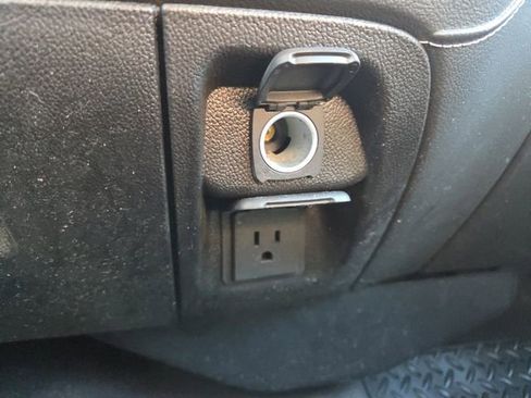 Used 2019 GMC Sierra 1500 SLE w/ SLE Value Package image 8