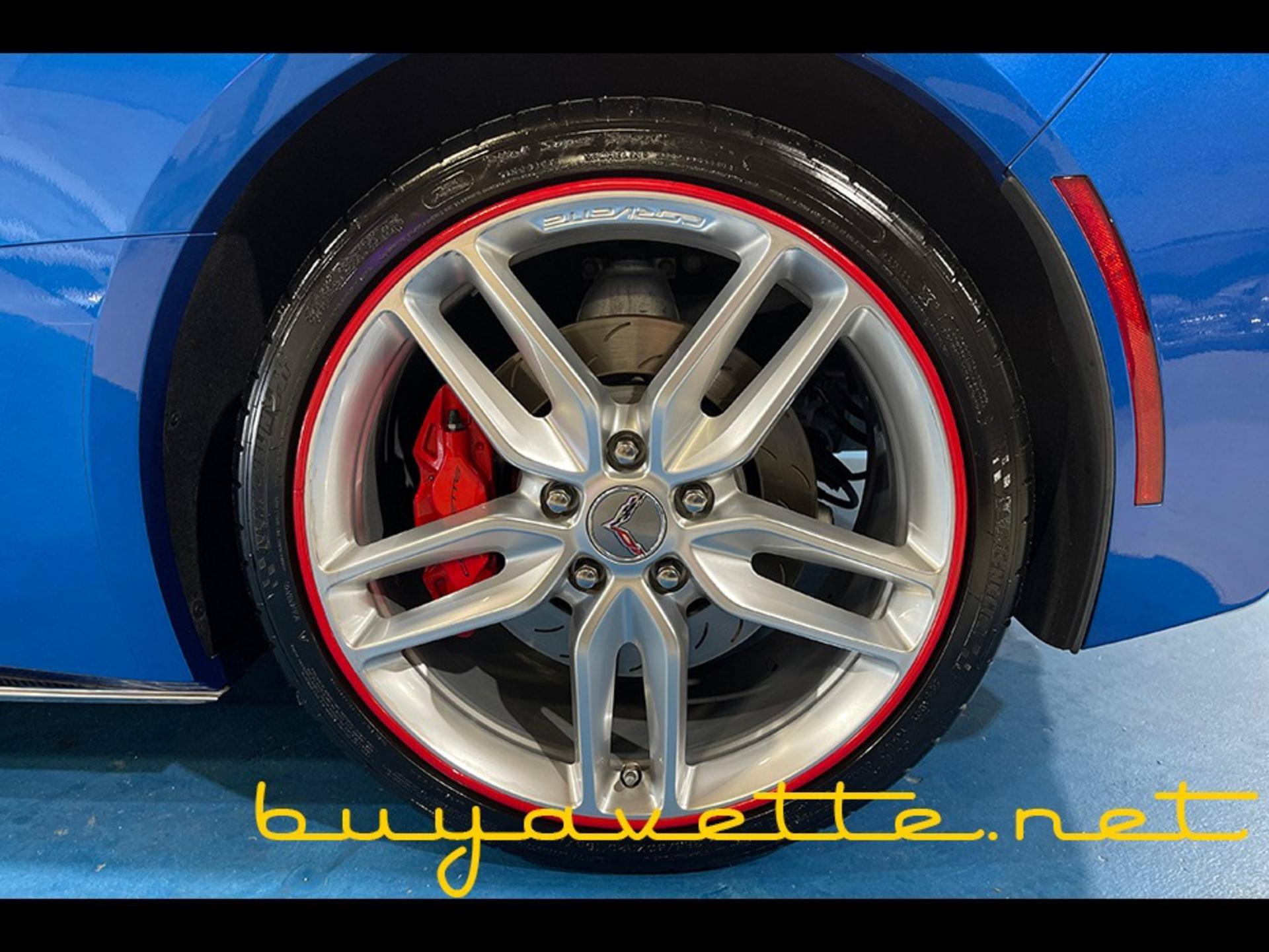 Used 2015 Chevrolet Corvette Stingray Coupe w/ 2LT Preferred Equipment Group RWD image 10