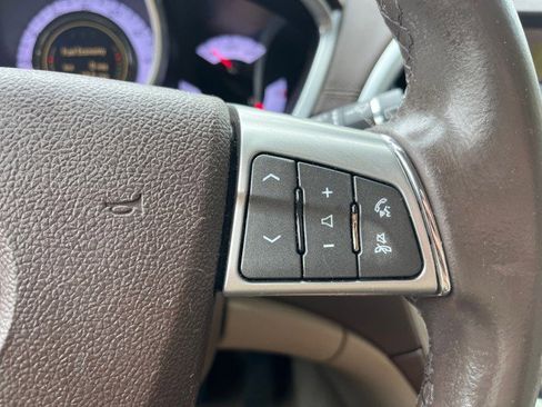 Used 2010 Cadillac SRX Luxury image 51