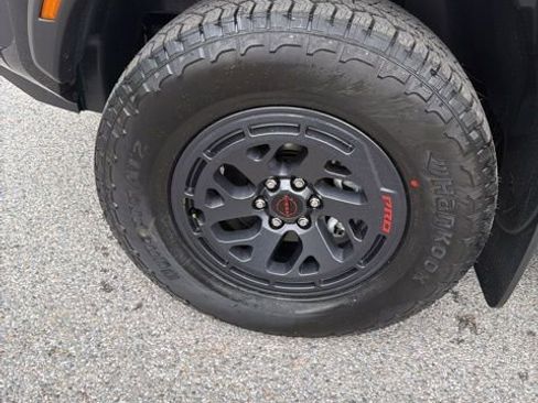 New 2026 Nissan Frontier PRO-4X AWD/4WD image 10