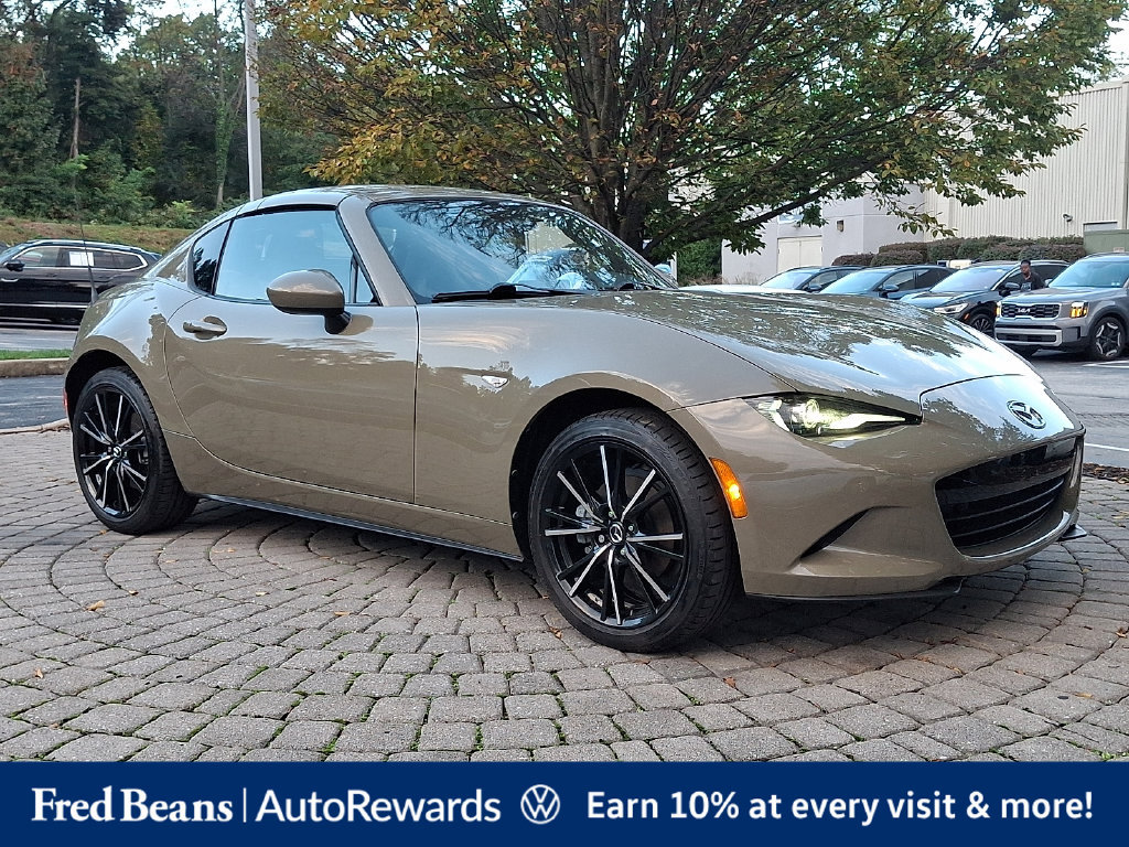 Used 2024 MAZDA MX-5 Miata RF Grand Touring RWD image 1