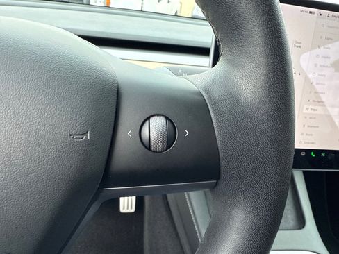 Used 2021 Tesla Model Y Performance AWD/4WD image 30