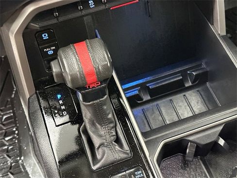 Used 2022 Toyota Tundra SR image 14